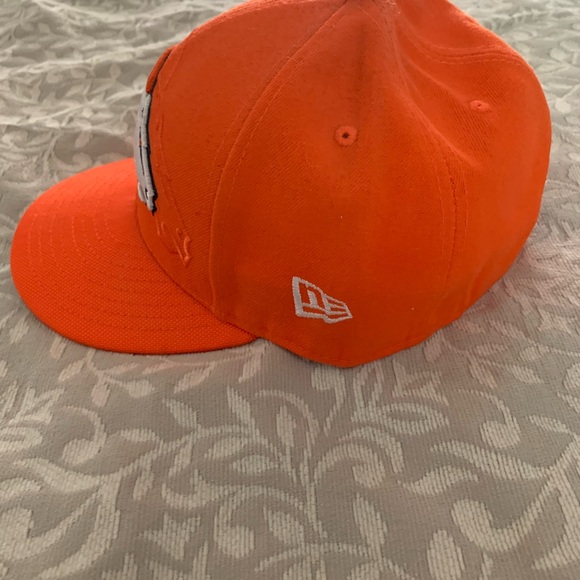 Denver Broncos fitted hat - Picture 2 of 5
